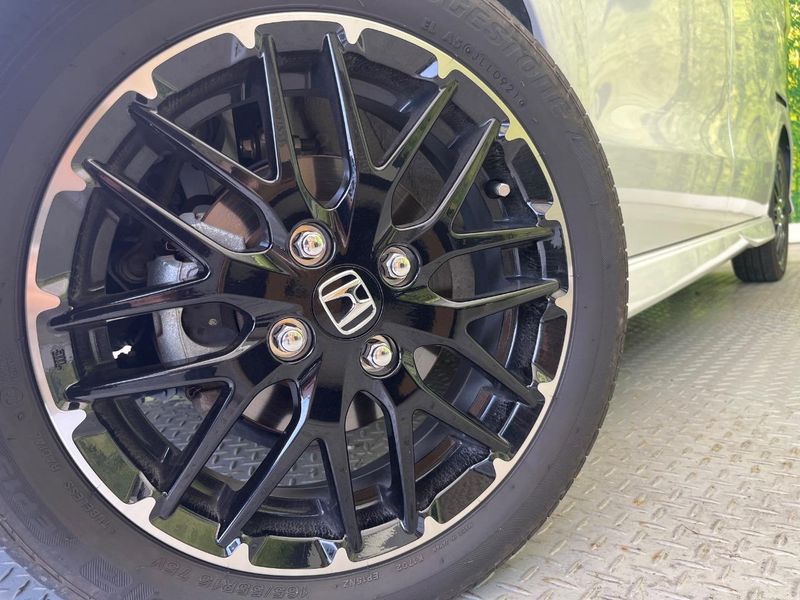2021 Honda N-BOX CUSTOM 6BA-JF3 (UW-6a6d63abc8d9a)[18]