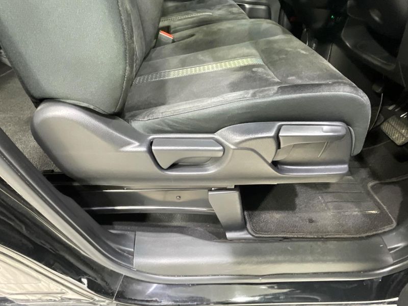 2021 Honda N-BOX CUSTOM 6BA-JF3 (UW-6a6d63b0d1bcb)[22]