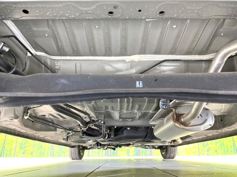 2024 Honda N-BOX CUSTOM 6BA-JF5 (UW-6a6d63c2503a3)[24]