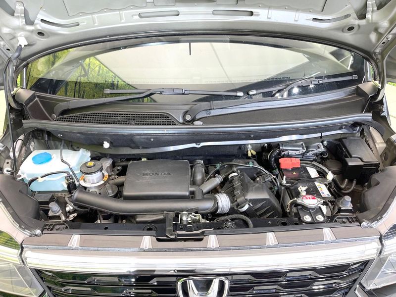 2024 Honda N-BOX CUSTOM 6BA-JF5 (UW-6a6d63c2503a3)[4]
