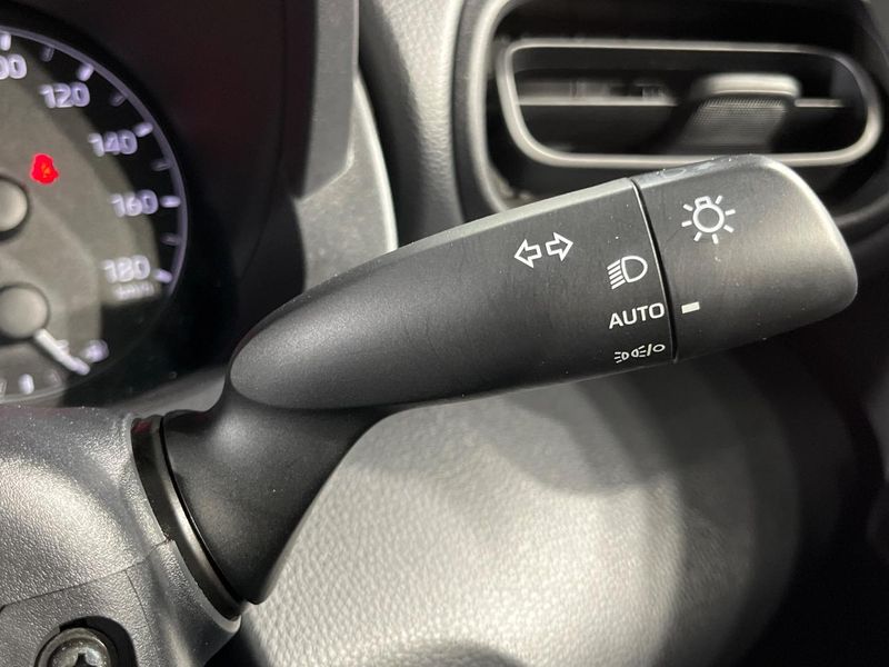 2021 Toyota Yaris 5BA-KSP210 (UW-6a6d640b946cf)[13]