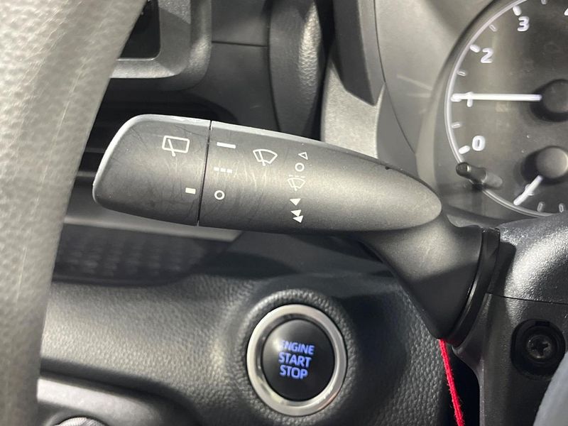 2021 Toyota Yaris 5BA-KSP210 (UW-6a6d640b946cf)[14]