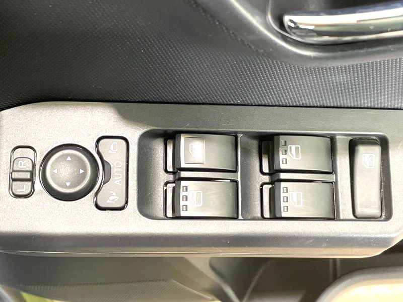 2021 Daihatsu Taft 6BA-LA900S (UW-6a6d6453c33d3)[8]