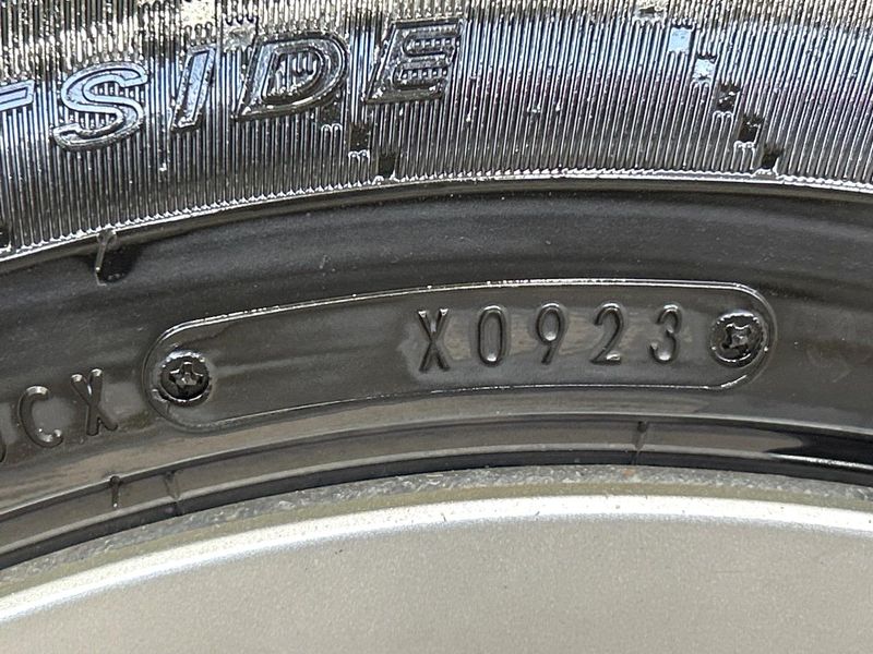 2016 Toyota Passo DBA-M700A (UW-6a6d645d76f0c)[27]