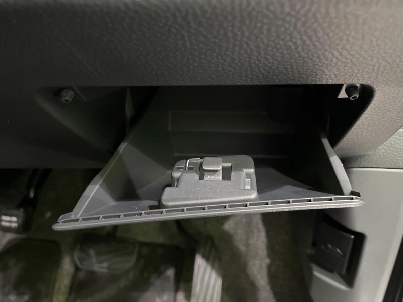 2012 Suzuki Wagon R Stingray DBA-MH23S (UW-6a6d649511b28)[10]
