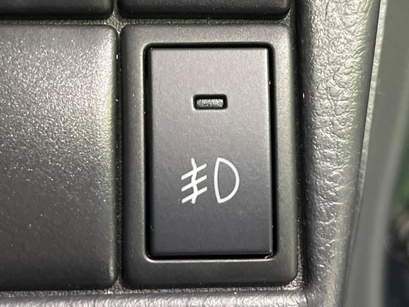 2012 Suzuki Wagon R Stingray DBA-MH23S (UW-6a6d649511b28)[9]