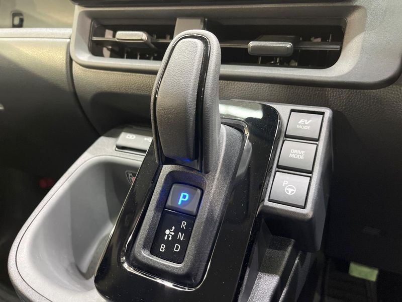 2023 Toyota Sienta 6AA-MXPL10G (UW-6a6d650f65f52)[22]