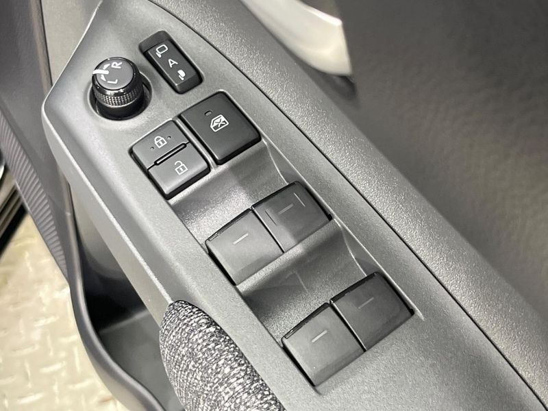2023 Toyota Sienta 6AA-MXPL10G (UW-6a6d650f65f52)[7]