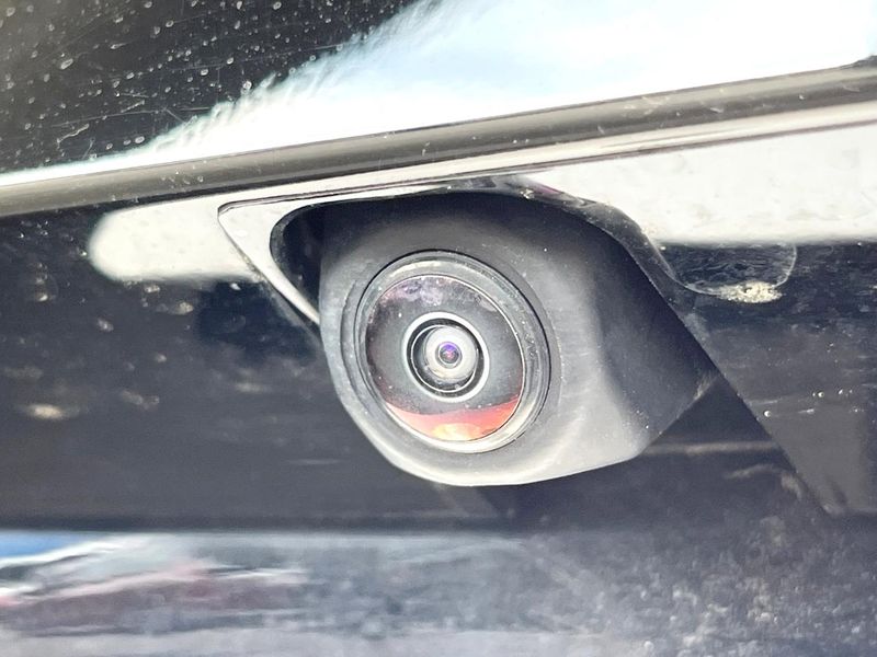 2024 Toyota Sienta 6AA-MXPL10G (UW-6a6d6511d0de0)[22]