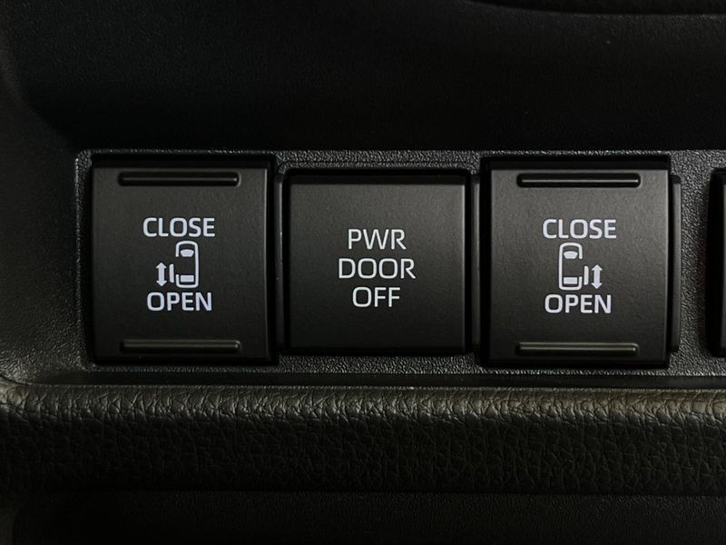 2026 Toyota Sienta 6AA-MXPL10G (UW-6a6d651731ebe)[28]