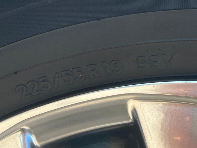 2023 Toyota Harrier 6BA-MXUA80 (UW-6a6d651f1b7cc)[8]