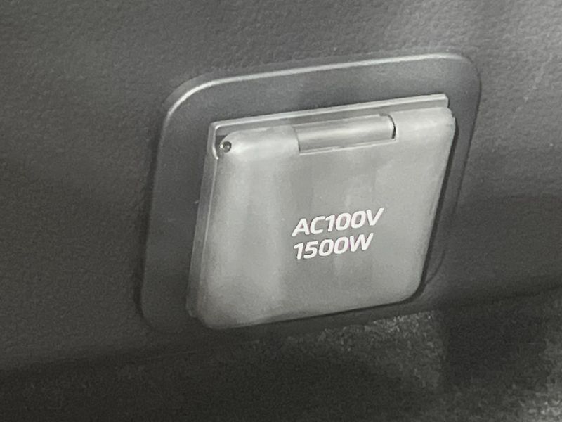 2023 Toyota Prius 6AA-MXWH60 (UW-6a6d6528e4483)[12]