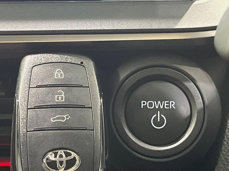 2023 Toyota Prius 6AA-MXWH60 (UW-6a6d6528e4483)[27]