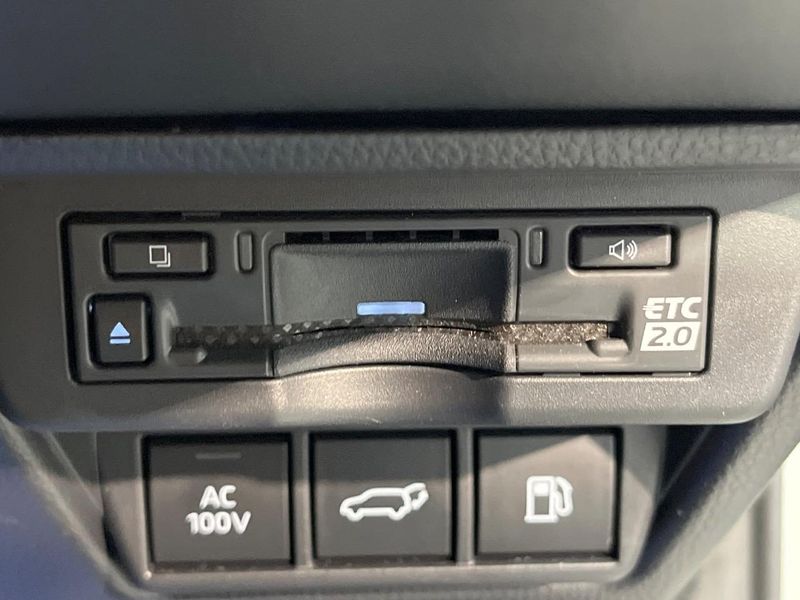 2023 Toyota Prius 6AA-MXWH60 (UW-6a6d65292d470)[11]