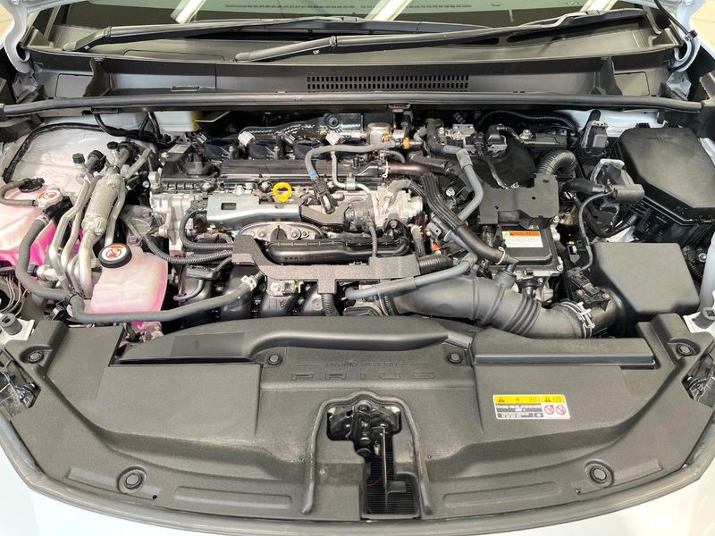 2024 Toyota Prius 6LA-MXWH61 (UW-6a6d652f9a2f4)[5]
