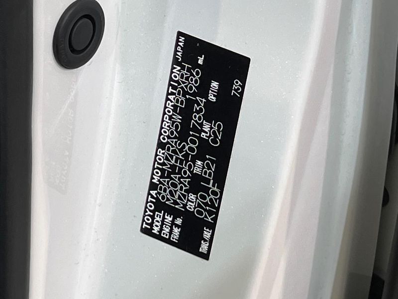 2024 Toyota Voxy 6BA-MZRA95W (UW-6a6d653d773e0)[1]