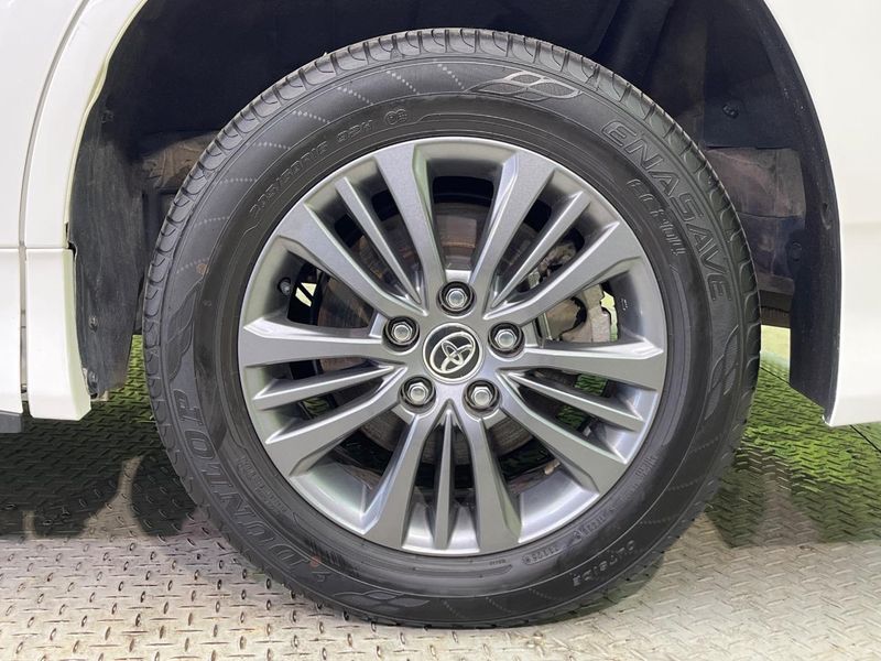 2024 Toyota Voxy 6BA-MZRA95W (UW-6a6d653d773e0)[10]
