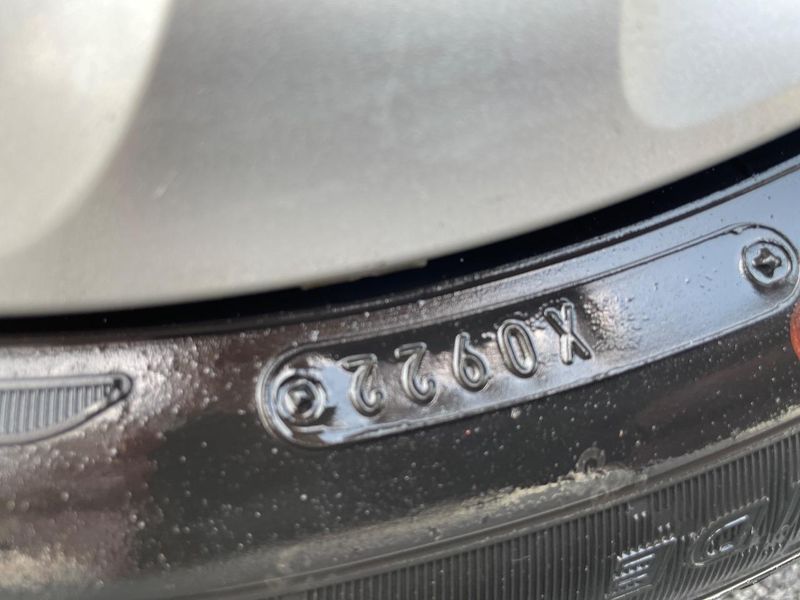 2017 Toyota Aqua DAA-NHP10 (UW-6a6d654d34353)[15]