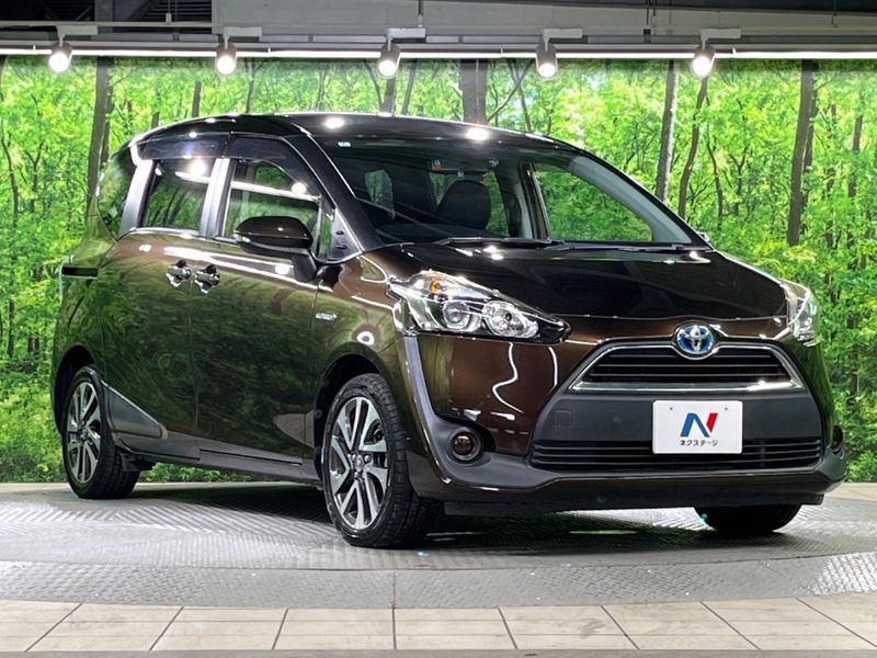 2017 Toyota Sienta DAA-NHP170G (UW-6a6d65537ca76)[14]