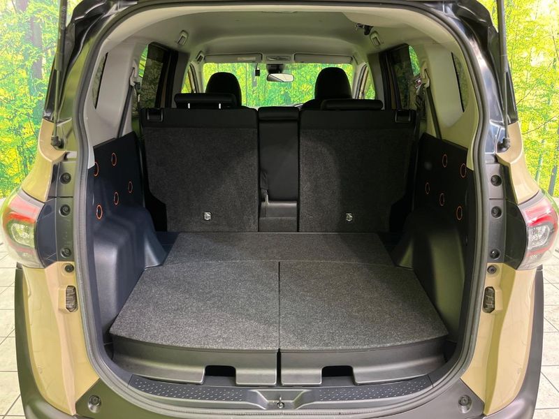 2022 Toyota Sienta 5BA-NSP170G (UW-6a6d655e87f43)[28]