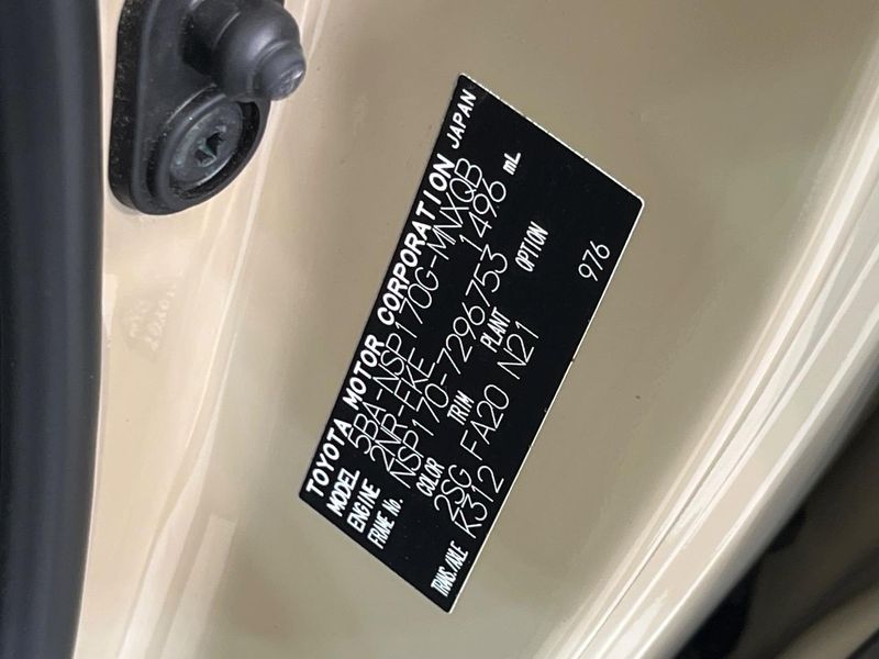 2022 Toyota Sienta 5BA-NSP170G (UW-6a6d655e87f43)[1]
