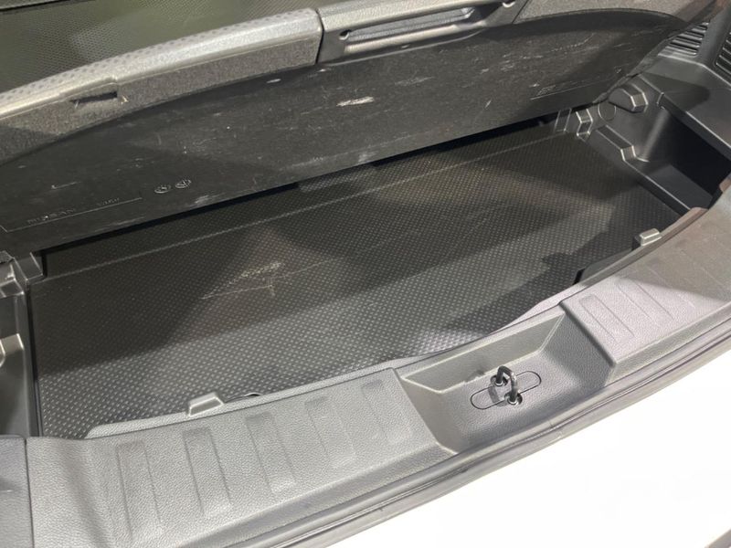 2019 Nissan X-Trail DBA-NT32 (UW-6a6d65651fc8b)[27]