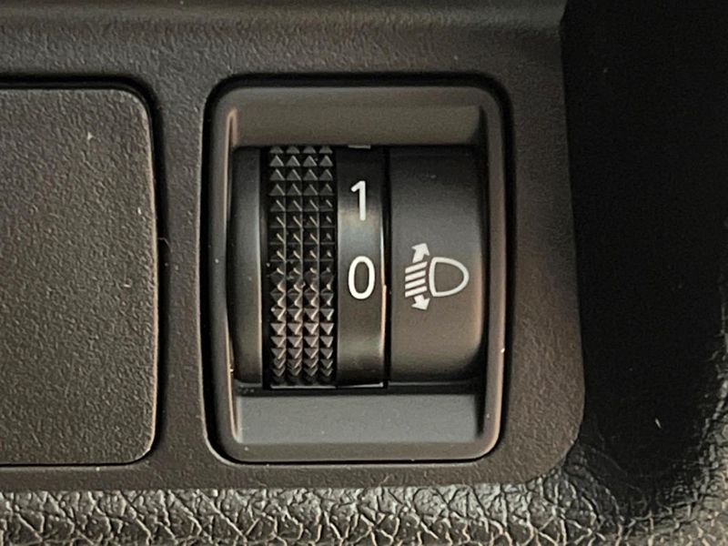 2021 Nissan X-Trail 5BA-NT32 (UW-6a6d656570830)[27]