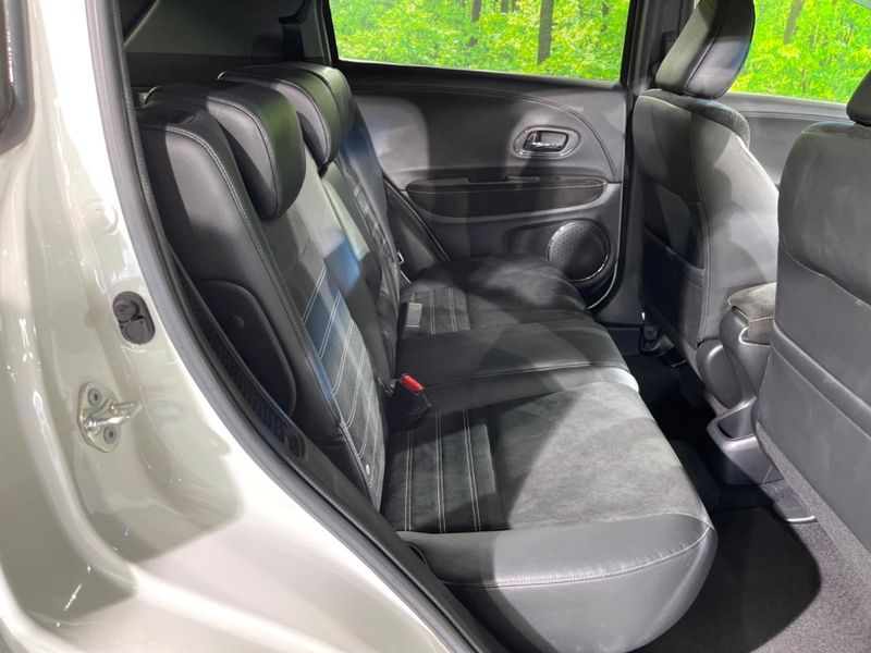 2016 Honda Vezel DAA-RU3 (UW-6a6d657b0e177)[9]