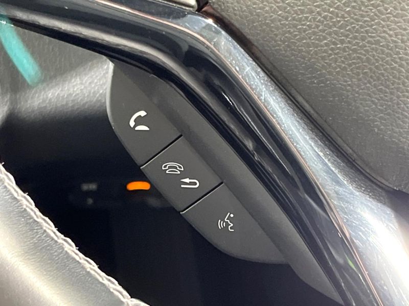 2016 Honda Vezel DAA-RU3 (UW-6a6d657b0e177)[21]
