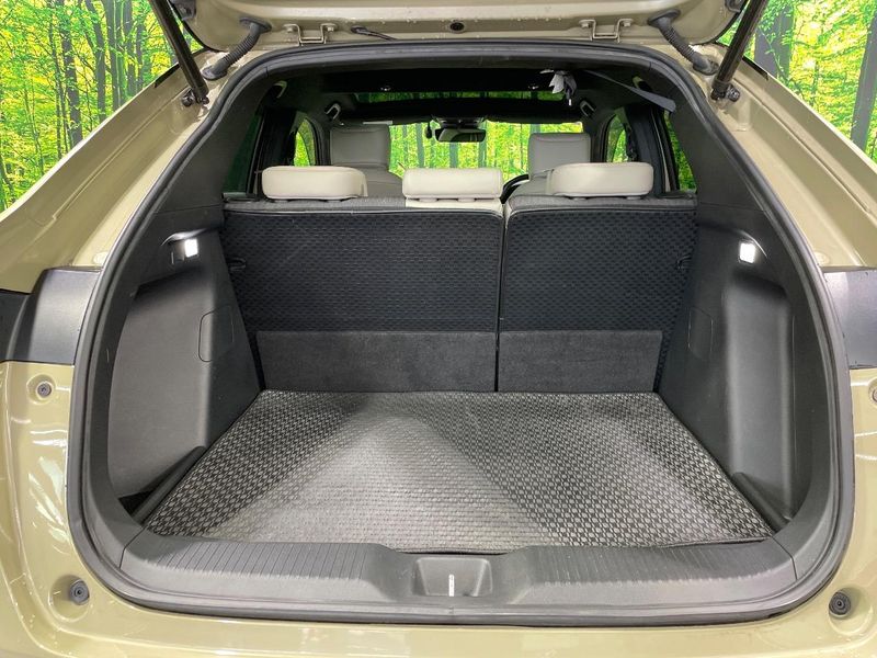 2021 Honda Vezel 6AA-RV5 (UW-6a6d65805a9df)[28]