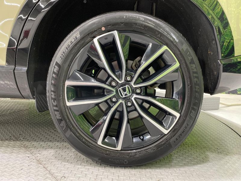 2021 Honda Vezel 6AA-RV5 (UW-6a6d65805a9df)[13]