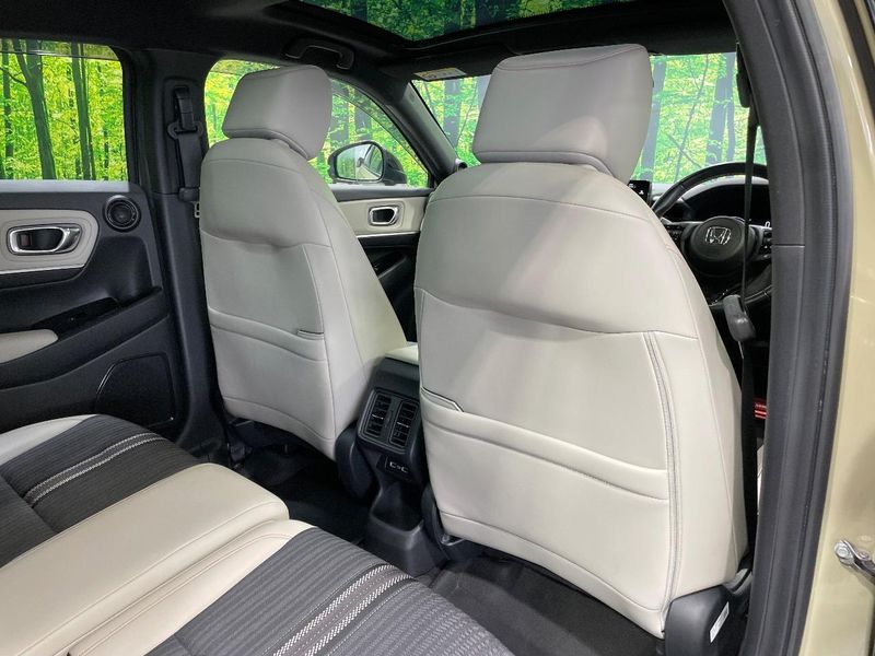 2021 Honda Vezel 6AA-RV5 (UW-6a6d65805a9df)[25]