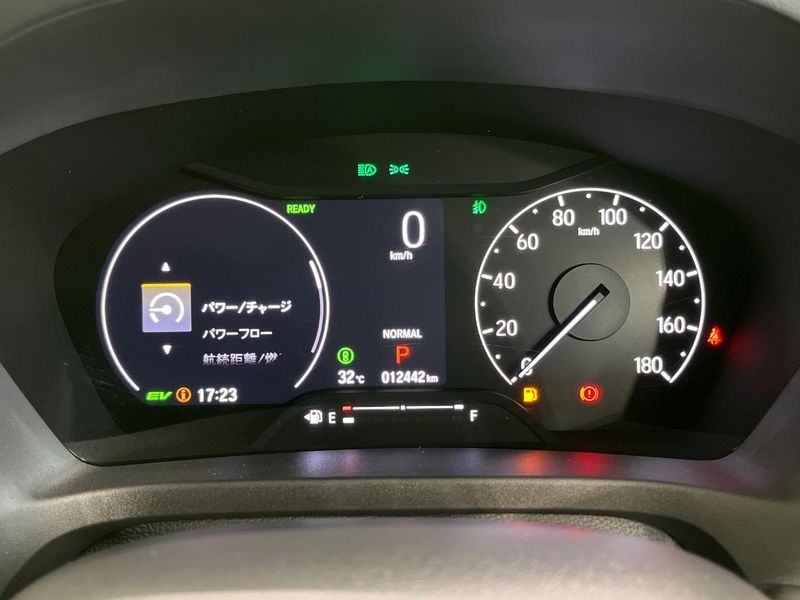 2022 Honda Vezel 6AA-RV5 (UW-6a6d65850487a)[16]