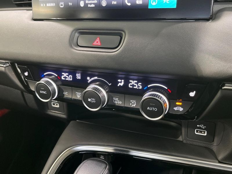 2022 Honda Vezel 6AA-RV5 (UW-6a6d65850487a)[10]