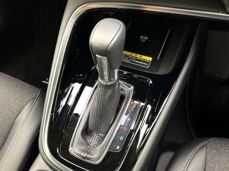 2023 Honda Vezel 6AA-RV5 (UW-6a6d658764504)[21]