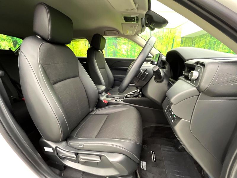 2023 Honda Vezel 6AA-RV5 (UW-6a6d658764504)[26]