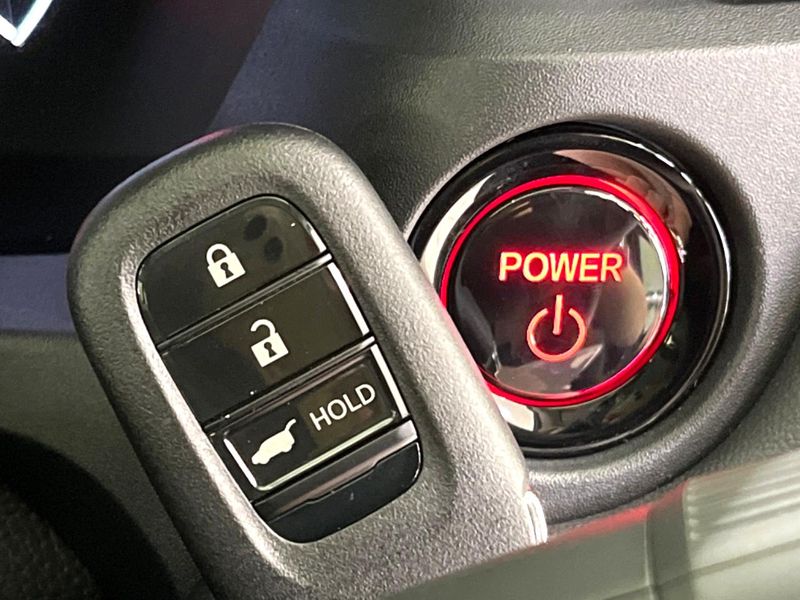 2024 Honda Vezel 6AA-RV5 (UW-6a6d658c10645)[7]