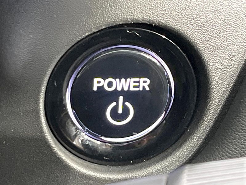 2022 Honda Vezel 6AA-RV6 (UW-6a6d658f64ed3)[24]