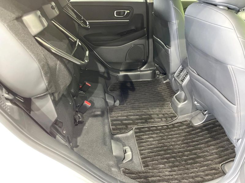2022 Honda Vezel 6AA-RV6 (UW-6a6d658f64ed3)[14]