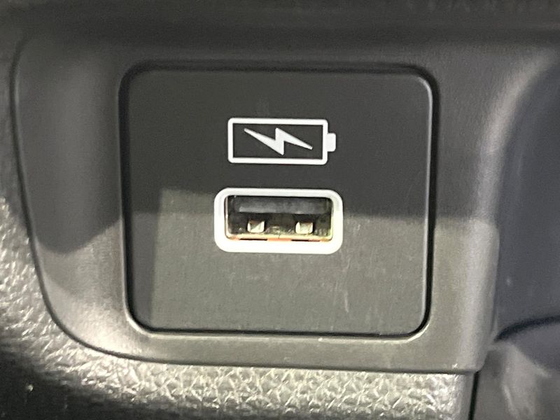2022 Honda Vezel 6AA-RV6 (UW-6a6d658f64ed3)[20]