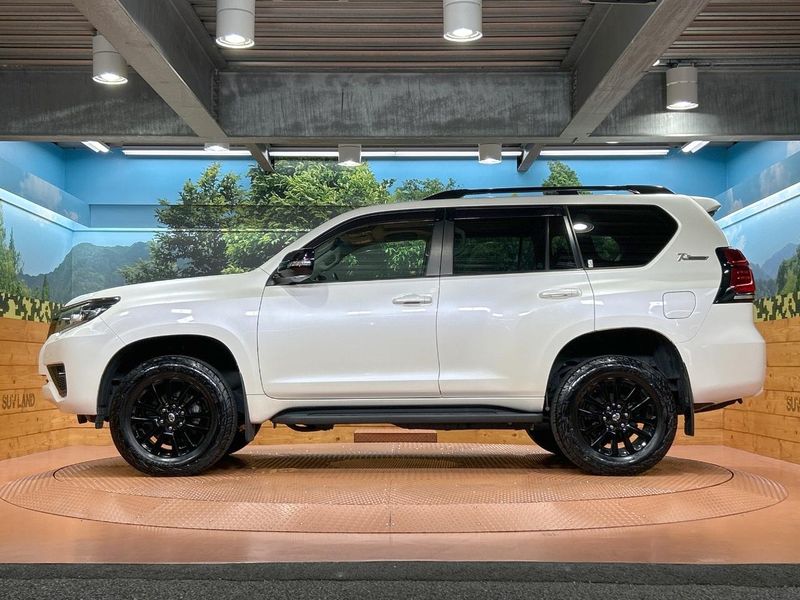 2021 Toyota Land Cruiser Prado 3BA-TRJ150W (UW-6a6d65b775ce8)[13]