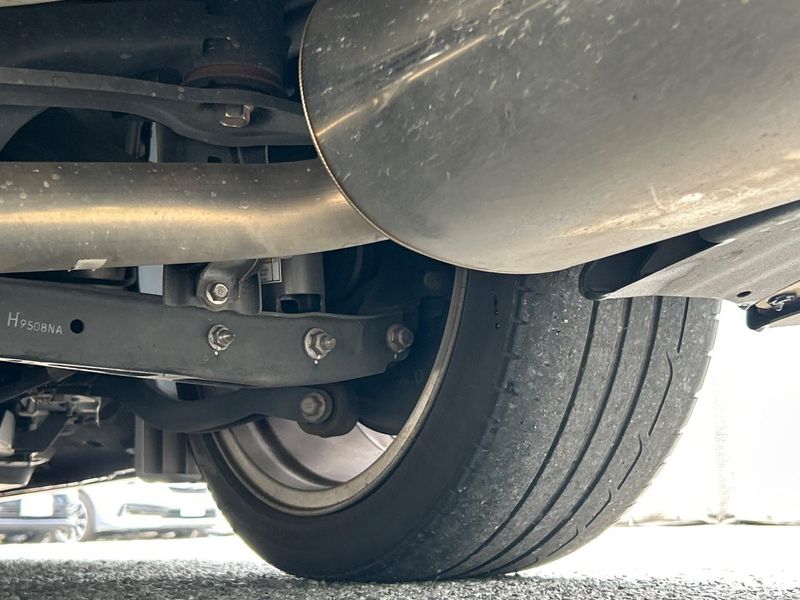 2019 Subaru WRX STI CBA-VAB (UW-6a6d65c832527)[24]
