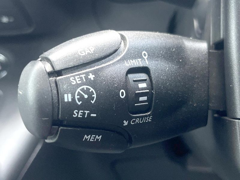 2023 Citroen Berlingo 3DA-K9CYH01L (UW-6a6d65d5960ab)[5]