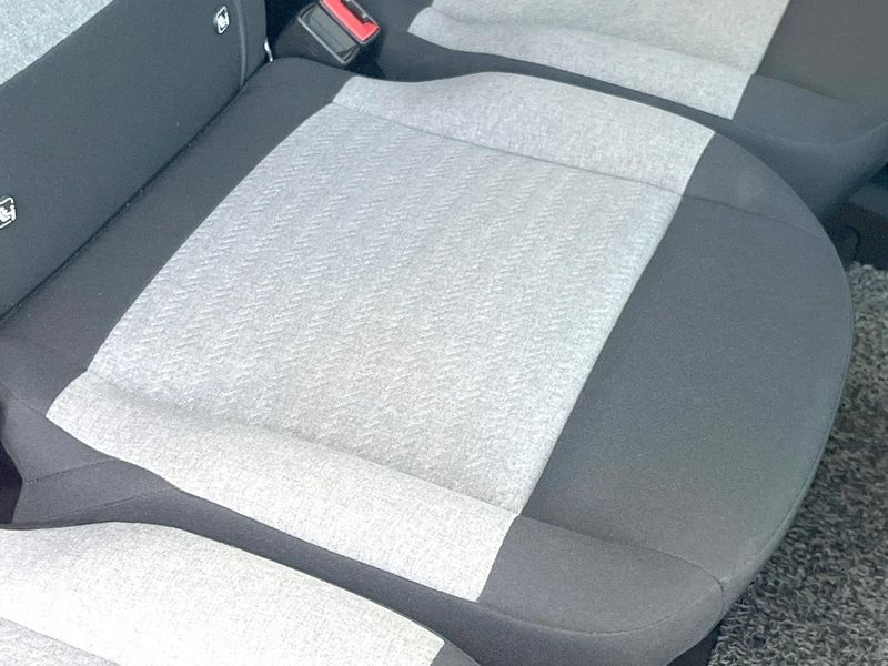 2023 Citroen Berlingo 3DA-K9CYH01L (UW-6a6d65d5960ab)[15]