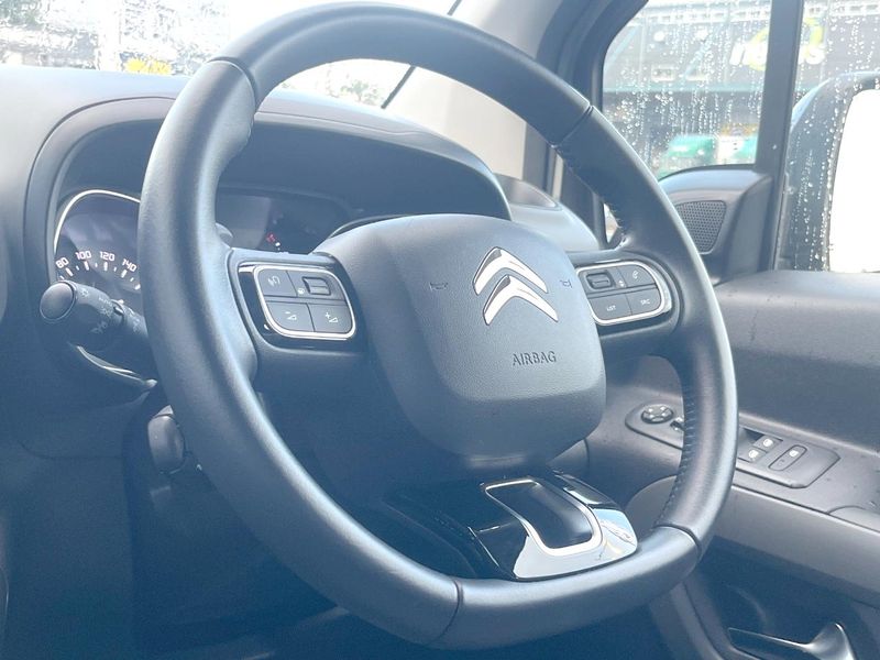 2023 Citroen Berlingo 3DA-K9CYH01L (UW-6a6d65d5960ab)[19]