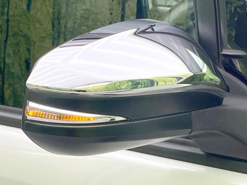 2018 Toyota Voxy DBA-ZRR80W (UW-6a6d661085627)[14]