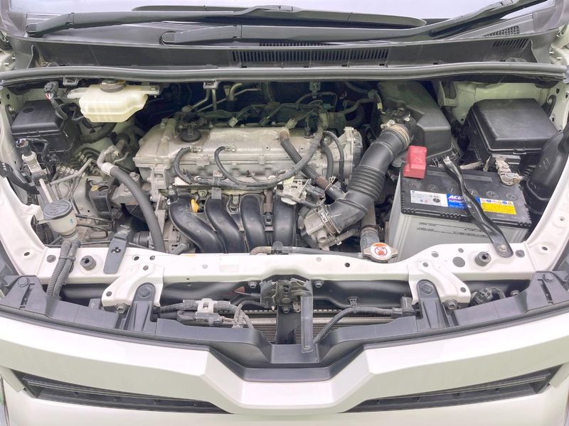 2018 Toyota Voxy DBA-ZRR80W (UW-6a6d661085627)[4]