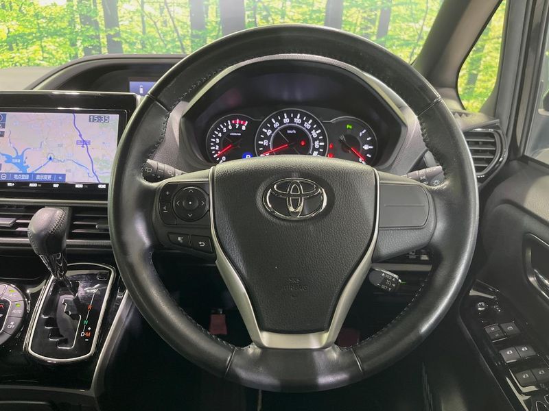2019 Toyota Voxy DBA-ZRR80W (UW-6a6d66134f345)[21]