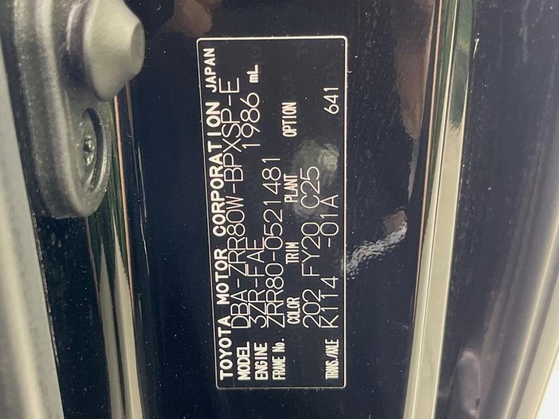 2019 Toyota Voxy DBA-ZRR80W (UW-6a6d66134f345)[1]
