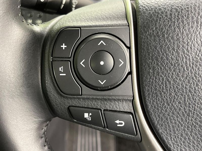 2017 Toyota Voxy DBA-ZRR85W (UW-6a6d6619f20ab)[19]